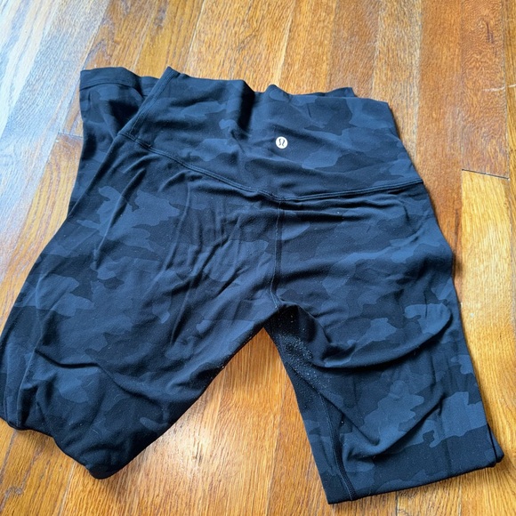 Lululemon align camouflage leggings size 6 - Picture 2 of 5